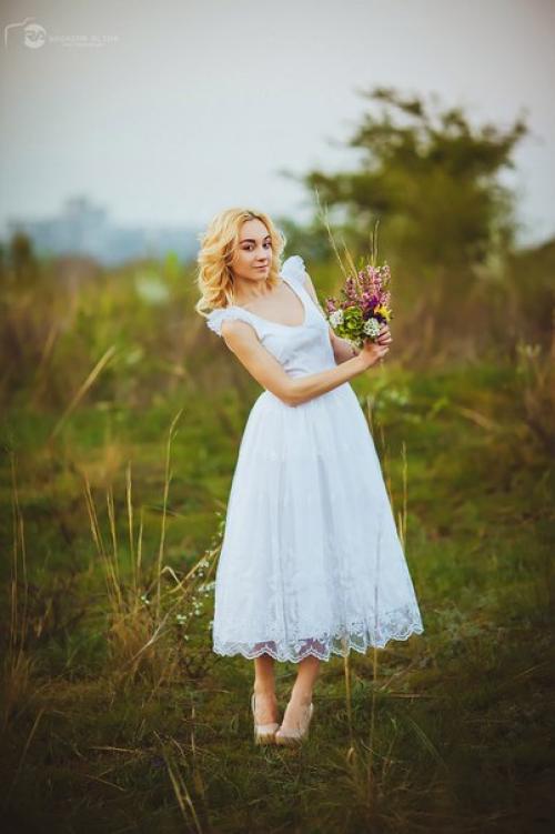 Девочки, красавицы?  Пока природа радует нас своей красотой, не пропустите этот момент - записывайтесь на весенние фотосессии запись по телефону? 01