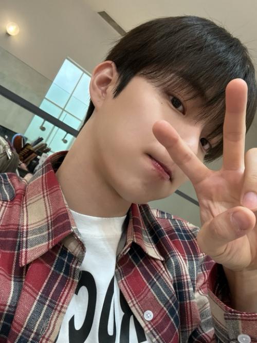 Fromm Changmin. 100425 18: 26. 02 Fromm Changmin. 100425 18: 26. 02