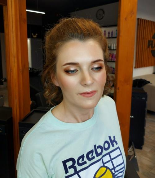 Стильный интерьер и прекрасная атмосфера! 02