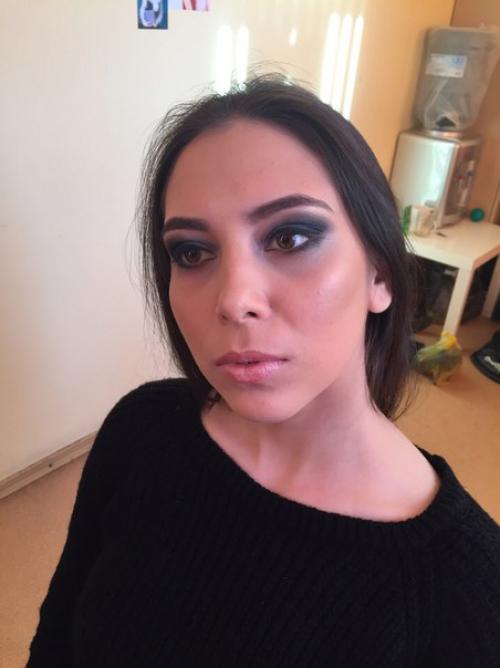 Милые девушки! Я визажист и мастер по причёскам? 06 Милые девушки! Я визажист и мастер по причёскам? 06