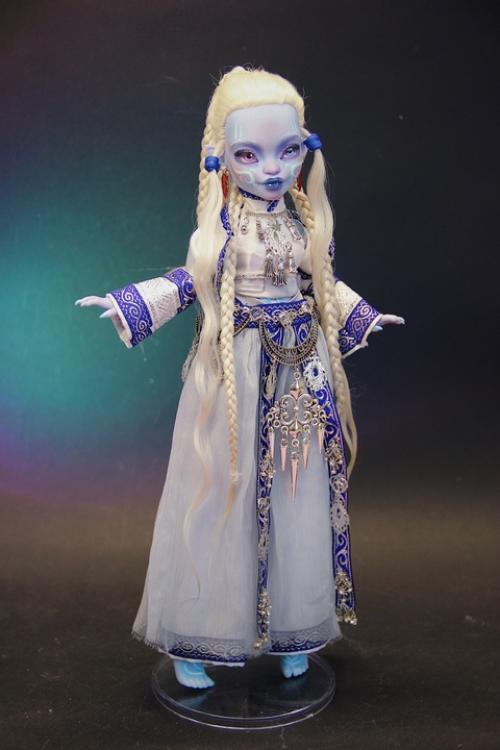 Я совсем пропала с радаров, и не потому что мне нечего показывать, а просто забегалась и некогда написать пост. 06