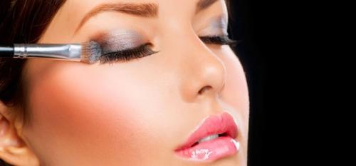 Весна - пора свадеб и выпускных вечеров. 01