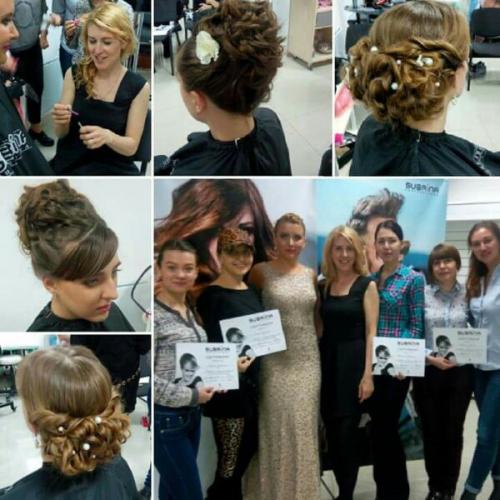 Апрель (с древне - римского - априлис) был вторым месяцем года и посвящался богине красоты Венере. 02