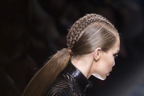 Самые модные косы будущей осени прямо сейчас плетите? 01