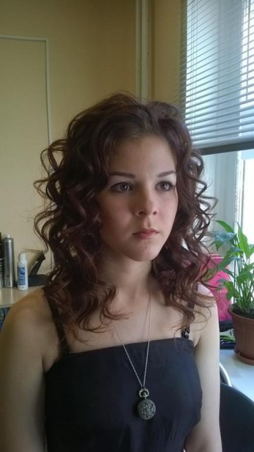 Свой образ на выпускной вечер, каждая девушка продумывает до мелочей! 01