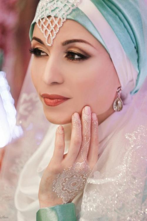 Требуются модели на макияж и прически, всего 600 рублей! 06