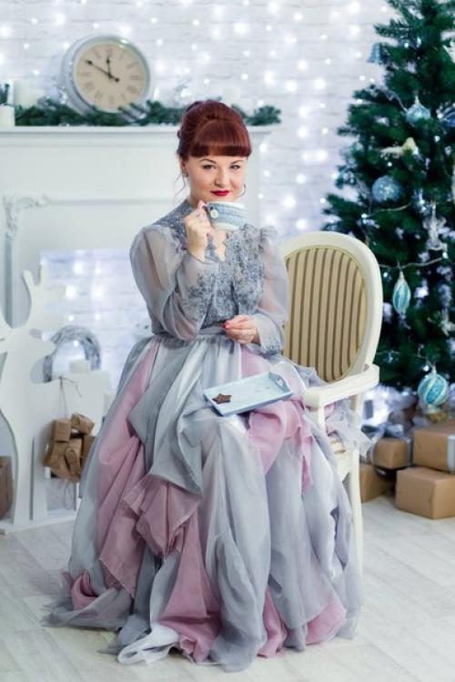 Лишь в том случае, если у вас намечается свадьба, торжество, фотосессия помогу подчеркнуть вашу красоту и индивидуальность. 01