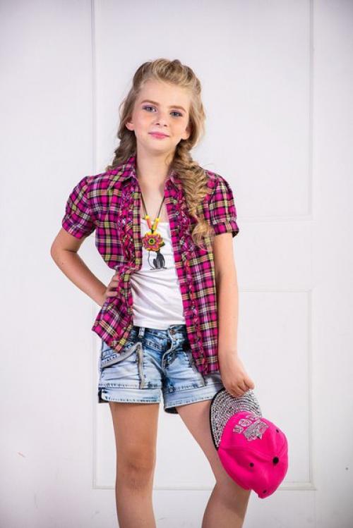 Наши маленькие девочки так быстро растут! 08 Наши маленькие девочки так быстро растут! 08