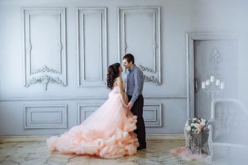 Всем привет!  Ищу моделей на бесплатную фотосессию, прокат платья, макияж и прическу! 01