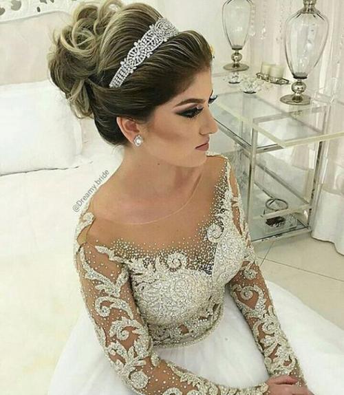 Шикарные прически, в сочетании с современными техниками окрашивания. 02