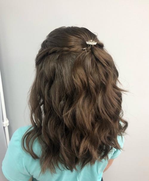 На выпускном вечере всегда хочется выглядеть неотразимо. 01