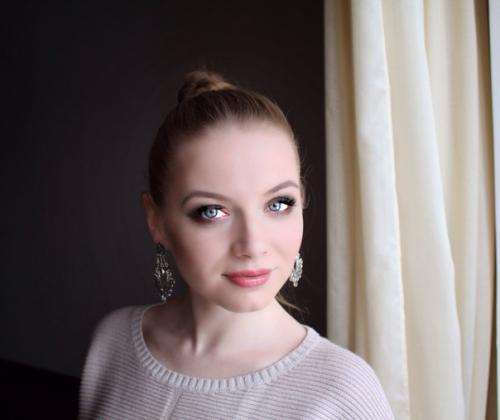 Посмотрели, понравилось!  А теперь все побежали, волосы назад, ко мне красоту наводить. 09