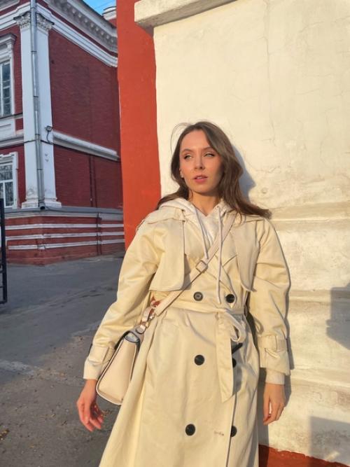 Макияж - это чудо преображения, сразу чувствуешь себя на 10$, но в реальной жизни, очень редко кто-то использует такой макияж каждый день. 03