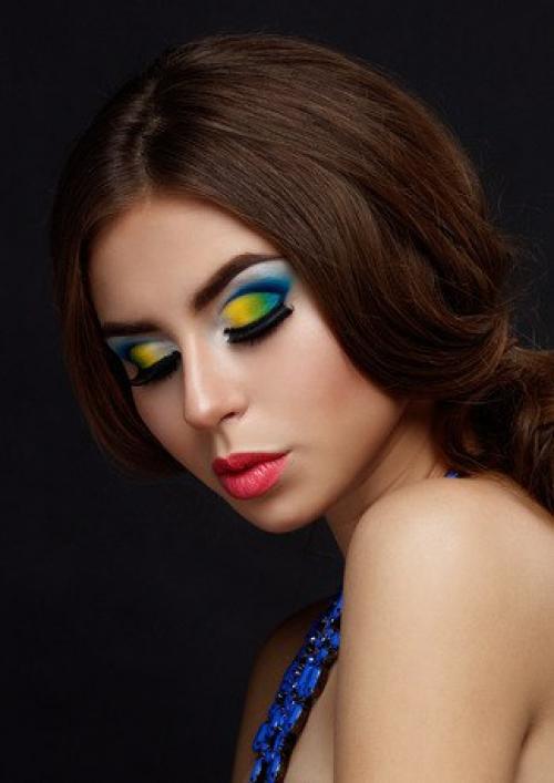 Скидка 50% на МАКИЯЖ и прически? 01 Скидка 50% на МАКИЯЖ и прически? 01