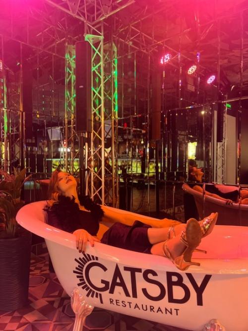 А вы когда-нибудь пробовали воплотить ваши фантазии в реальность через ролевое поведение? 01