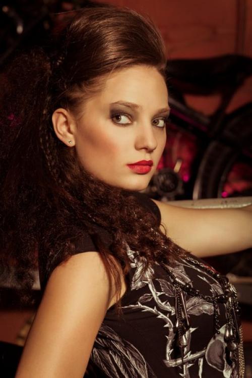 На воскресенье, 10. 00. 03