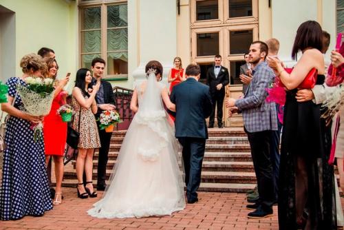 Ангелина и Илья очень был счастлив быть с вами в день рождения вашей семьи. 02