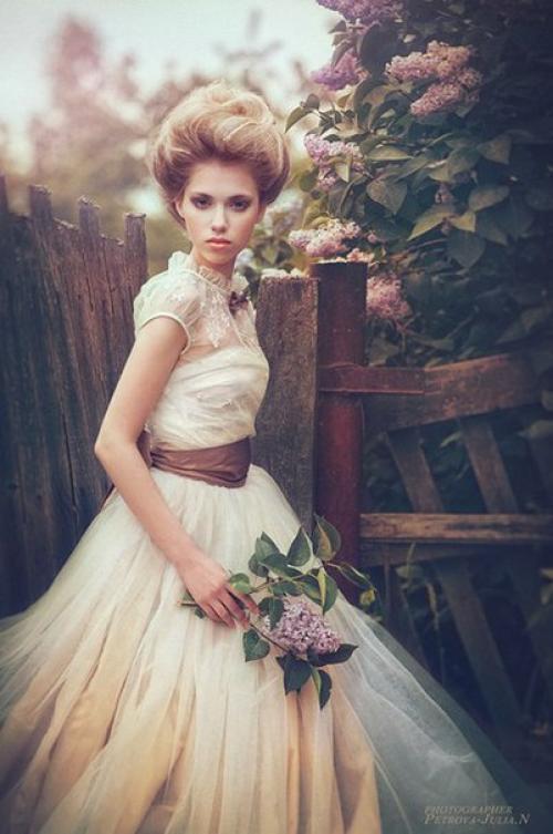 Только в том случае, если вы тоже давно влюблены в картину весенних цветущих садов, то этот фотопроект для вас! 08