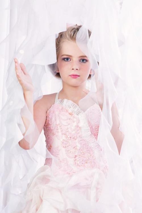 Наши маленькие девочки так быстро растут! 06 Наши маленькие девочки так быстро растут! 06