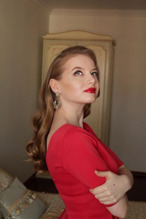 Посмотрели, понравилось!  А теперь все побежали, волосы назад, ко мне красоту наводить. 01