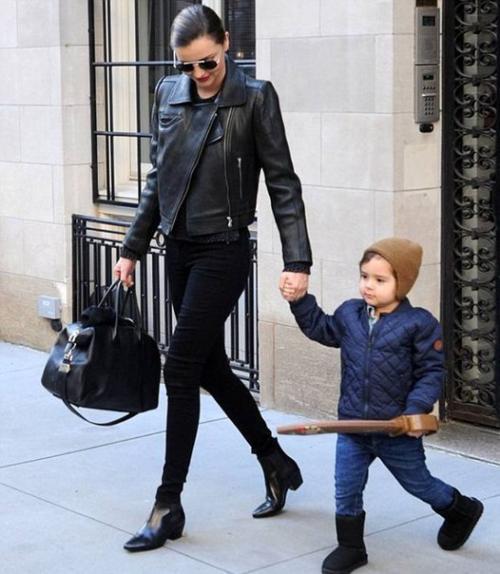 Жизнь мамы - это постоянное движение! 07