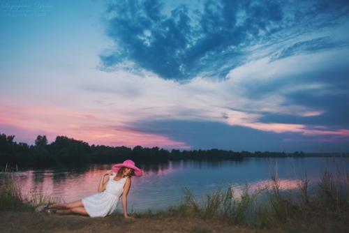 Diorshow Iconic Overcurl. 08