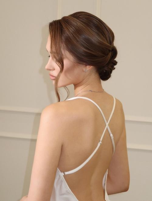 Такой нежный и очень притягательный образ для нашей гостьи. 01