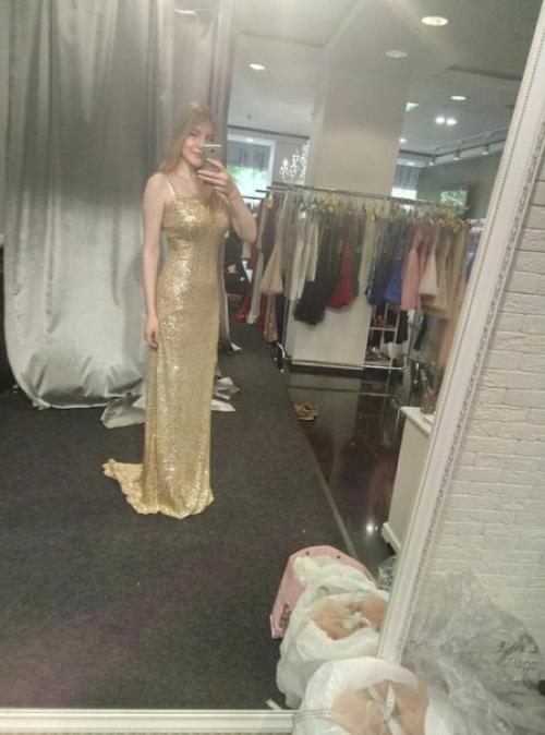 Мастера!  На 23 число на макияж и прическу до 18: 00. 02