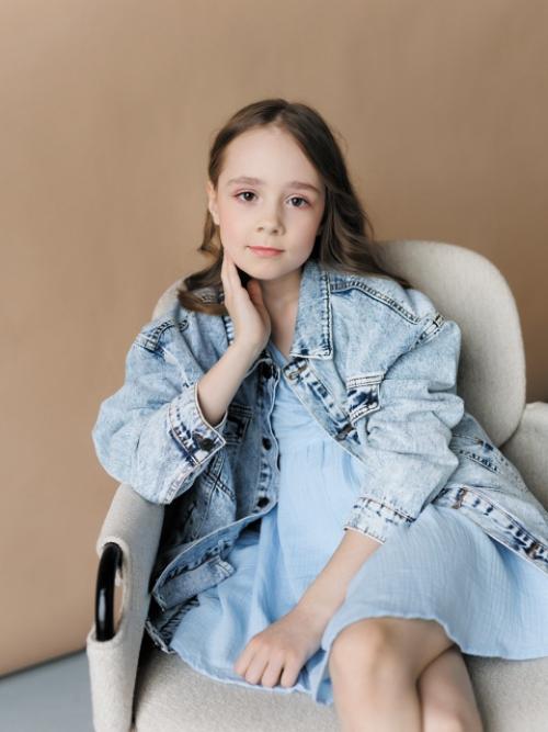 Огромное спасибо за теплоту ваших сердец, приятную душевную обстановку, которая способствовала созданию чудесных фотографий Ульяны. 03