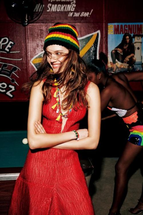 Jamaican Journey: Моника Як ягачак в фотосессии Вальтера чина для Vogue Japan July 2016. 03