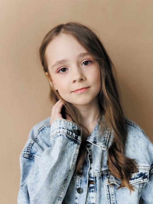 Огромное спасибо за теплоту ваших сердец, приятную душевную обстановку, которая способствовала созданию чудесных фотографий Ульяны. 01