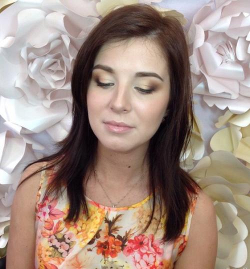 Милые девушки!  Уже открыт летний сезон, впереди много праздников, фотосессий, выпускных и свадеб? 01