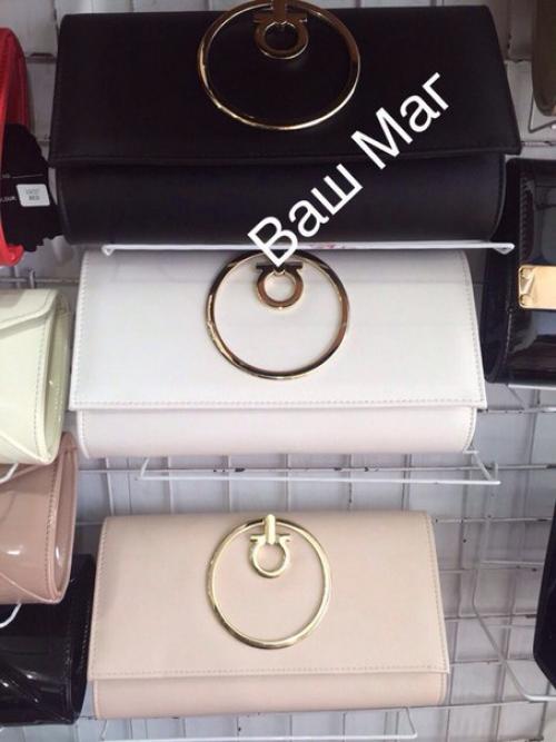 Очень часто девушки и женщины посещают различные мероприятия: свадебные церемонии, выпускные балы, вечеринки. 07