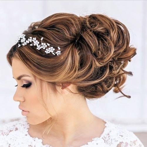 Невестам?  Огромная просьба: бронируйте свою дату торжества заранее, т. к. на лето осталось очень мало свободных дат! 03