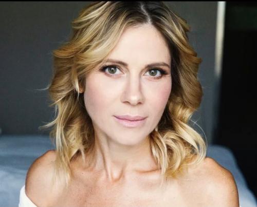 Дорогие дамы.  Всем доброго времени суток. 03