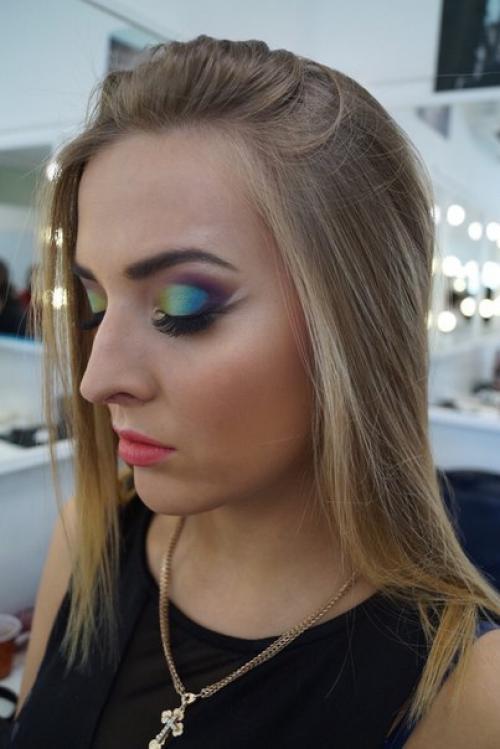 Прическа и макияж с выездом, любой сложности? 05