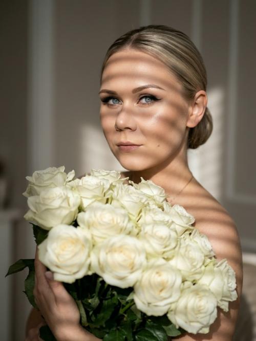 Чтобы сходить на фотосессию, нужно собрать всю семью, потратить на это кучу времени, денег и сил. 02