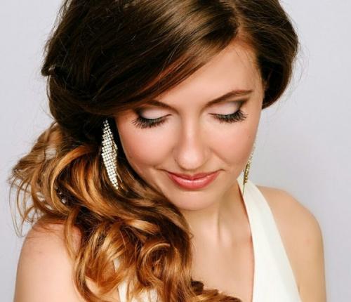 Дорогие девушки!  Продолжаю принимать заказы на макияж и прически к любому вашему празднику. 09