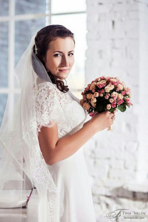 Дорогие невесты?  Помогу создать идеальный свадебный образ (макияж и прическа) сделаю его красиво и гармонично! 02