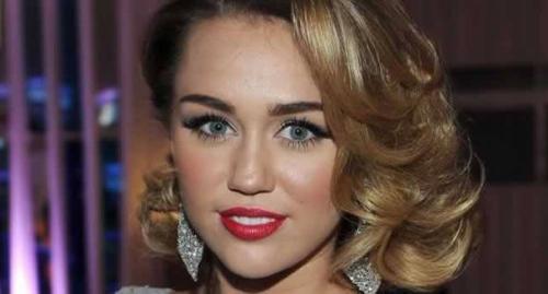 На следующей неделе требуются модели для пополнения портфолио, макияж причёска. 01