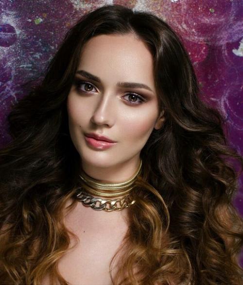 Дорогие девушки?  Скидка %? 07