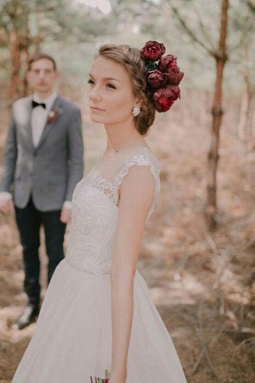 Дорогие невесты?  Помогу создать идеальный свадебный образ (макияж и прическа) сделаю его красиво и гармонично! 05