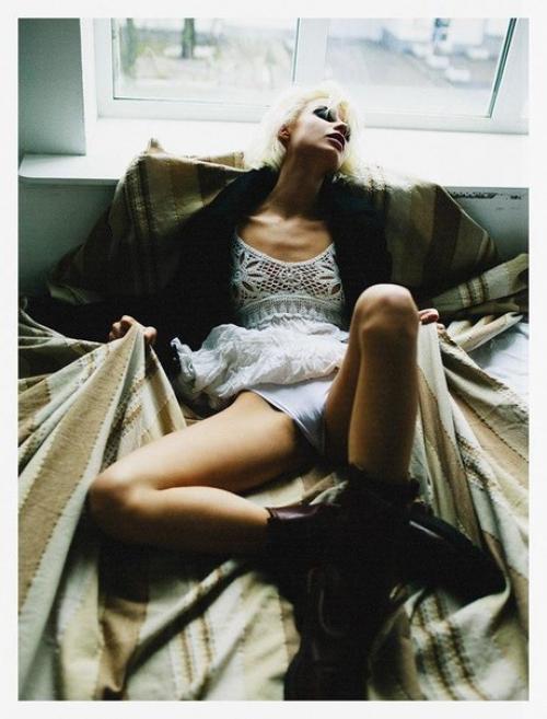 ТФП?  Для пополнения портфолио приглашаю симпатичных девушек на уличные сьемки. 05