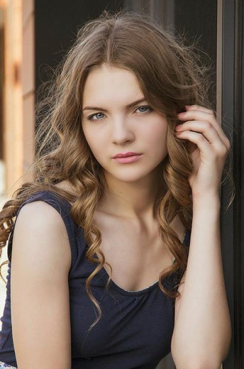 Модели на МАКИЯЖ и прически нужны? 04