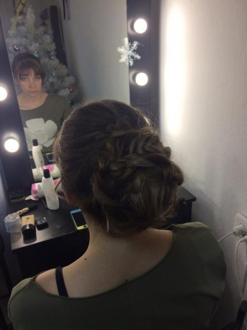 Ищу модель на свадебные, вечерние макияж и прически. 03