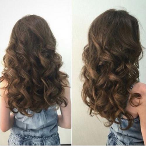 Я могу предложить вам услуги визажиста и мастера по прическам? 03