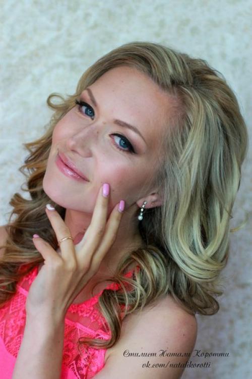 Макияж и прическа для юли. 08