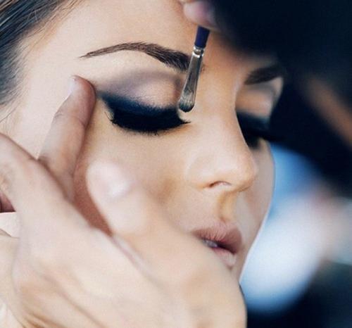 Дорогие невесты?  Запись на самый жаркий свадебный сезон полным ходом идет? 01