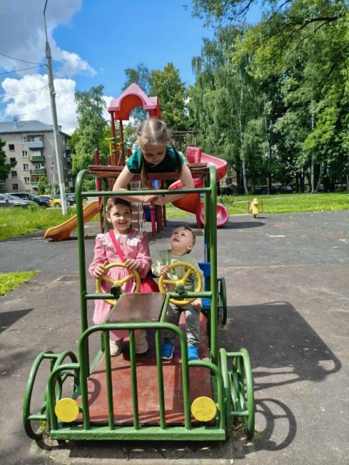 Выбирала фотографии, и не смогла поместить все приятные моменты. 02 Выбирала фотографии, и не смогла поместить все приятные моменты. 02