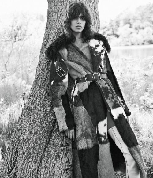 The Best Of Women's Fall Fashion: Мика арганараз в фотосессии лахлана бейди для WSJ Magazine September 2016. 04